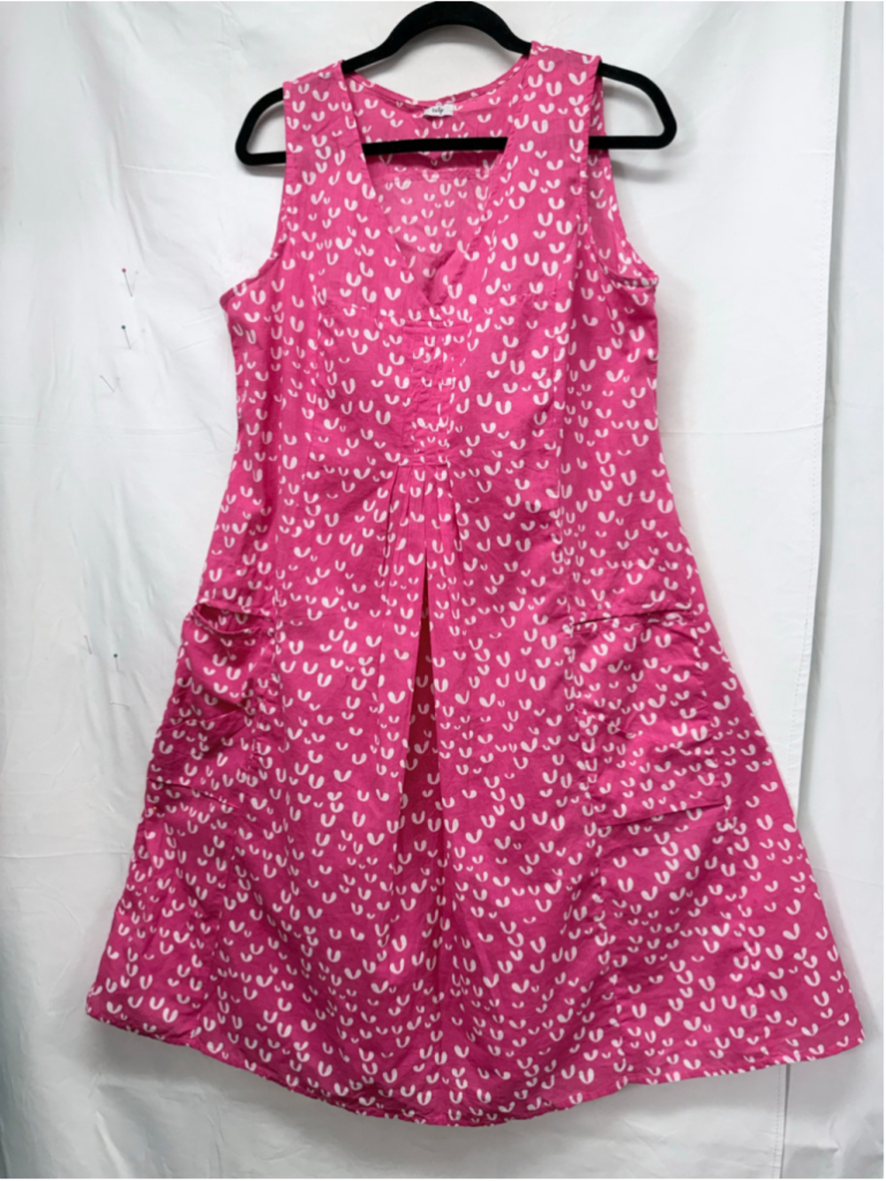 Women's Tulip Sleeveless knee length Dress Pink White S